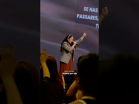 Já é sexta! Comece adorando com hino de vitória. Deus abre caminhos. Pelo que você é grato?