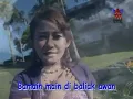 ecylia bulan merah