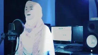 صلى الله على من خص 