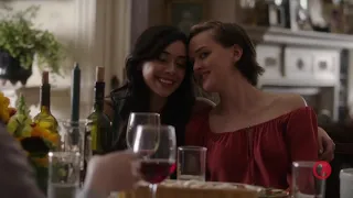 Jess Weixler Austin Aimee Garcia Sarah lesbian kiss in Sister Cities 2016