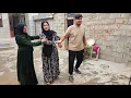 Malik finally gives up her addiction with the help of the operator and goes after her family.