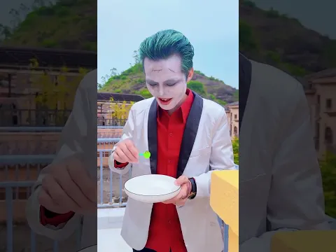 小丑整蛊天使反被整蛊？#天使 #小丑 #超人不会飞