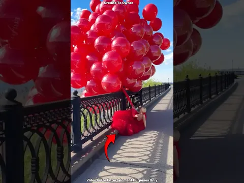 هل كنت ستجرب هذه المغامرة المجنونة؟ 🎈🌪️ #بالونات #لحظات_مجنونة