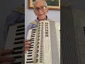 Download Lagu Moreninha linda - tocando um trechinho ( Tônico e Tinoco )