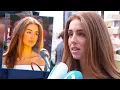 Download Lagu Prinses op heterdaa betrapt:Liplezer ziet wat Alexia zegt in de glazen koets en dat zorgt voor flink