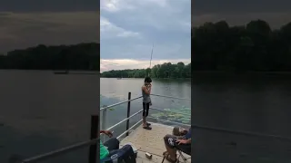 احلى شي انتظار صوت جرس السناره صيد سمك الكارب في امريكا كنتاكي 