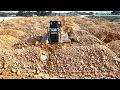 Lagu Perfect Powerful Shantui DH17C3 Dozer Pushing Soil​ Pile + Many 25 Ton Dump Trucks Huge Land Filling