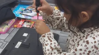 Azzahra Belajar Bongkar Laptop .🤗 , Bongkar Pasang Upgrade Laptop
