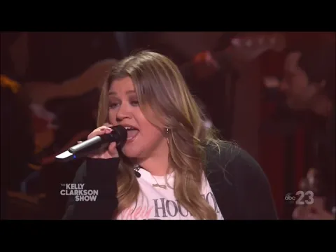 Download MP3 Kelly Clarkson Sings \
