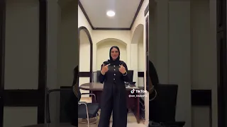 بقولك اي لاف يو يعني بحبك ي بت سنيورة ام خالد 