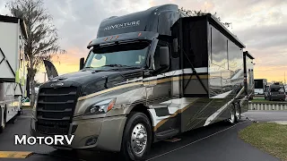 ShowHauler Adventure 2026 Freightliner Cascadia Super C Motorhome