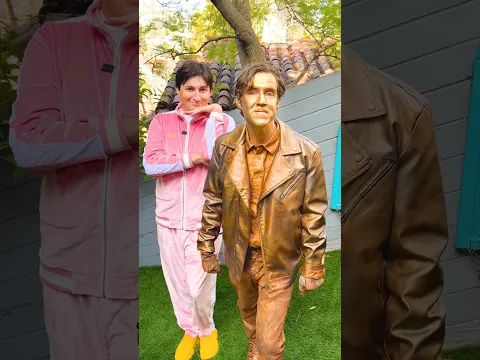 Statue prank