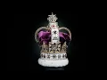 Lagu Fit for a king: UK designer creates magnificent crown made from Scrabble tiles