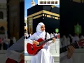 Download Lagu meisje met hijab speelt gitaar