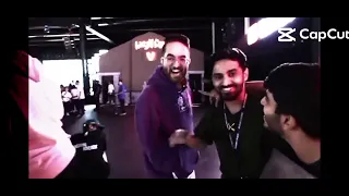 هات ايدك فوق كتافي ونلف دنيا لف لف وتخضلك حضن دافيي 