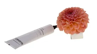 Using Oasis Floral Adhesive
