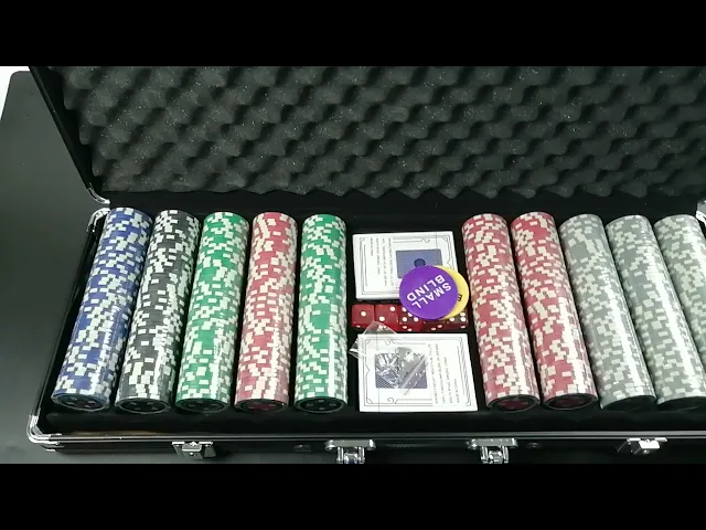 Видео-обзор Набор для покера на 500 фишек