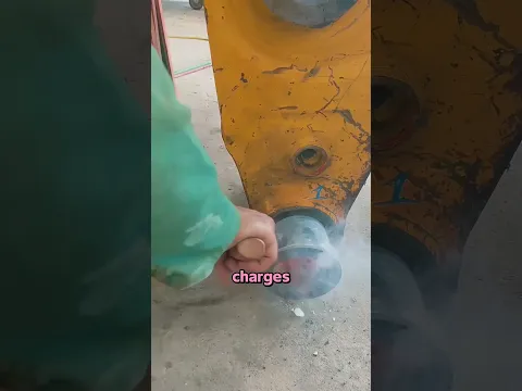 Pourquoi Ils Refroidissent Le Métal À 80°C 😱