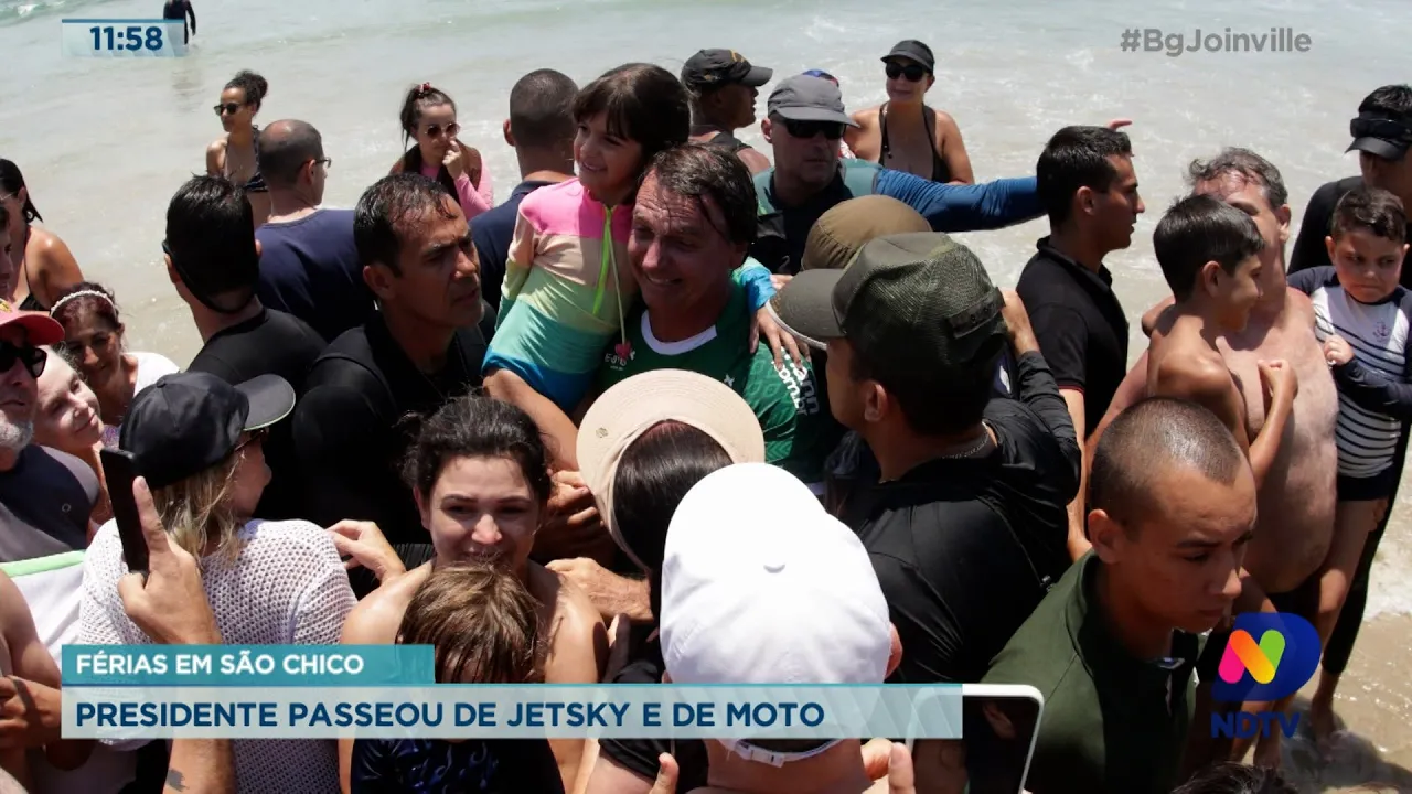 Férias em São Francisco: Presidente Bolsonaro passeou de Jetsky e de moto
