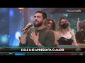 Henrique chora ao cantar hit com Marília Mendonça no Faustão na Band