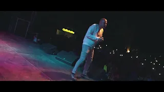 انا مش هقدر حد ابيوسف   من الحفله مع ويجز و تفاعل الجمهور معاه دندنها