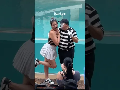 Every moment brought a new surprise! 😍 Tom the mime Seaworld #seaworldmime #funny  #funnyvideos