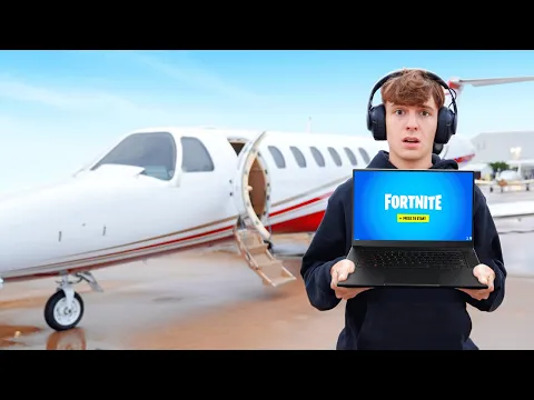 Download MP3 Playing Fortnite on a PRIVATE JET (while flying)