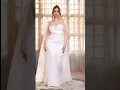 Download Lagu White evening dress and Queen 👑 Model.
