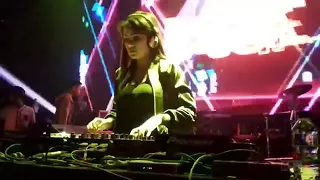 dj yasmin despacito enak