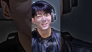 تصميم جونغكوك ضحكه وضحكت اله ده انا ياما تدلعت له ترند Jungkook Jk Bts تصميمي اكسبلور 