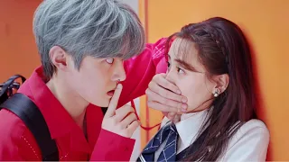 طالب مشهور بينتقل لمدرسه جديده بس بيتصدم ببنت مهوسه بيه ولما بيرفضها بتحاول تبوظ مستقبله ملخص مسلسل 