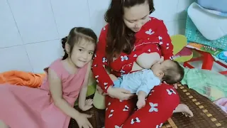 mom official 02 two babies demanding milk wonderful mother