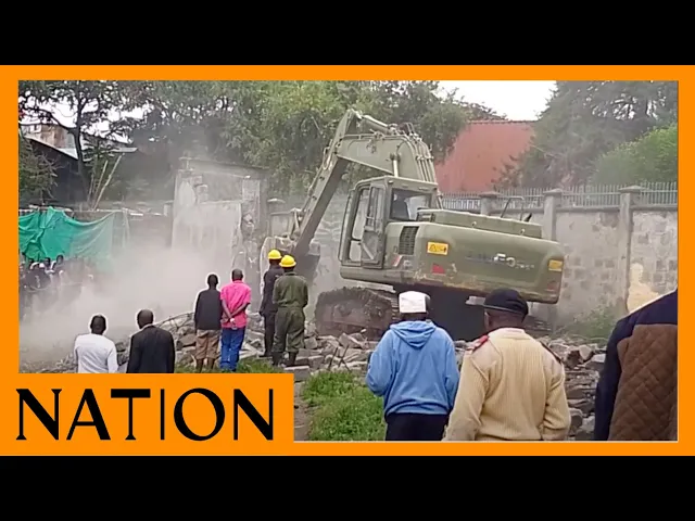 Download MP3 Government demolishes structures on riparian land in Mukuru-Mariguini slum in South B