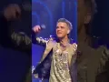 Download Lagu Robbie Williams  - Rock DJ #robbiewilliams