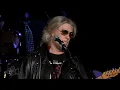 Daryl Hall & John Oates - Sara Smile | Live in Sydney | Moshcam