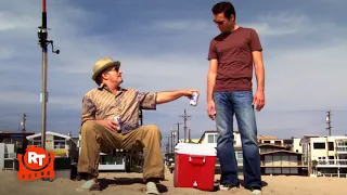 Weeds - The Beach Fight to Kill Grandma (S4E3) (4/5) | Movieclips