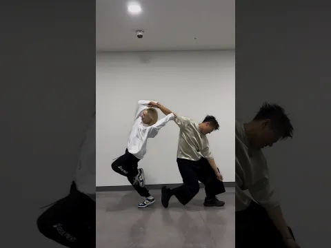 Felix & JYP "Easy Lover"