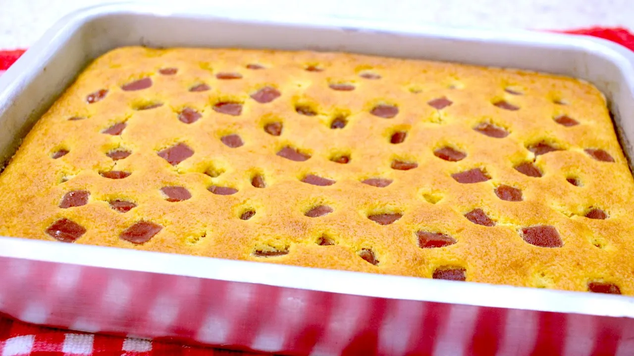 Receita de BOLO DE FUBÁ  com COCO [ FÁCIL ]
