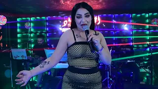 الفنانة ايناس الخالدي تقصف الي بيحكي علية صالة افاري بغداد 