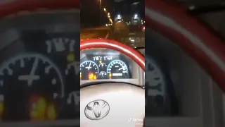 اقسم قسم مين قهر رفعت خشم راس ولنقطعه 