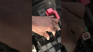2016 Chrysler 300 won t start or crank up issue solved