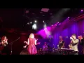 Ingrid Michaelson & Jason Mraz - Christmas Valentine (1st performance together, 12/11/19)