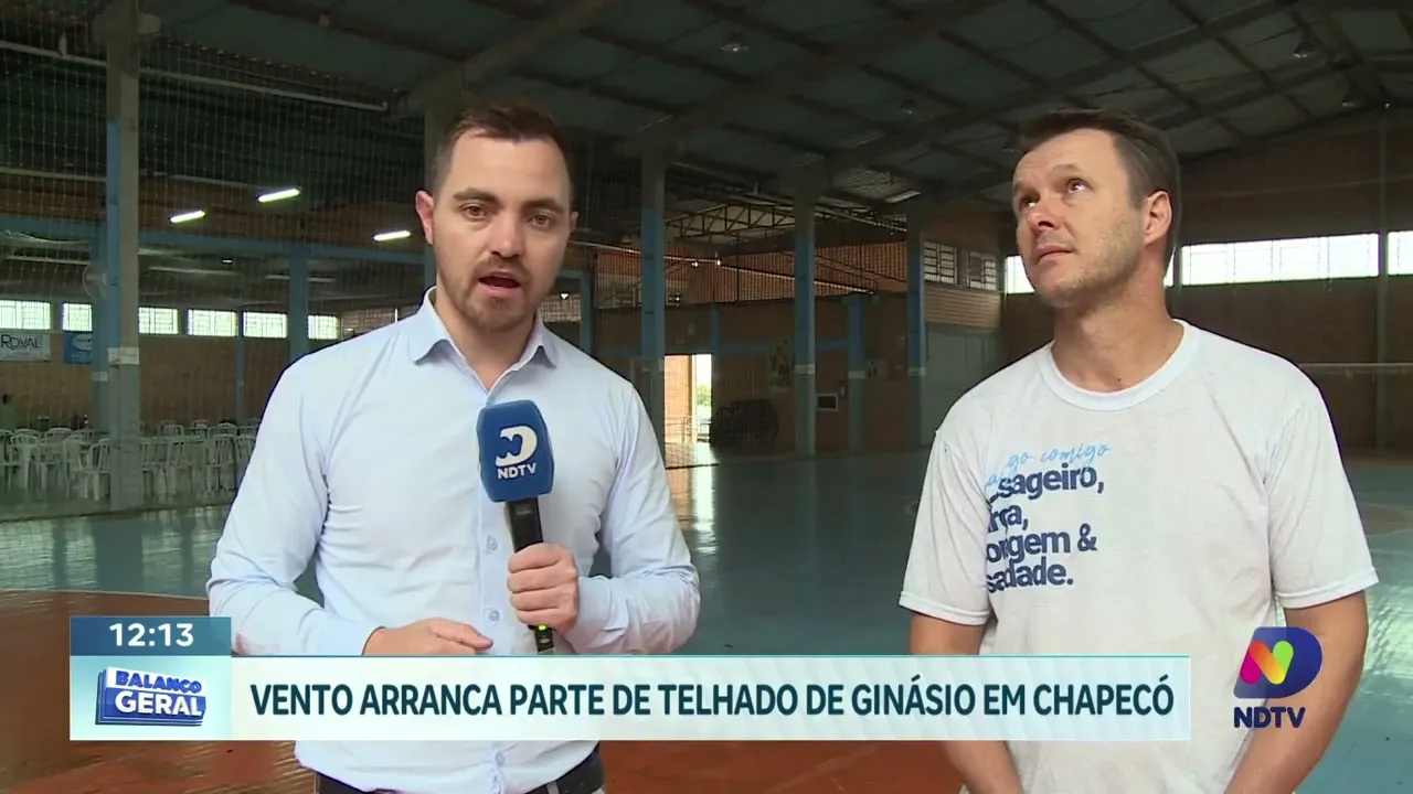 Chapecó: Telhado do Ginásio da Paróquia São Cristóvão arrancado pelo vento