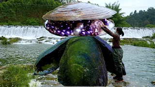 😱🎁Pry open the giant clam, inside it is pregnant with sparkling purple pearls, extremely beautiful