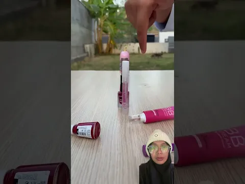 Cari lipstik gak ketemu ⁉️ SC: im_meryemm #comedy #shorts #trending #funny #lucu #viral