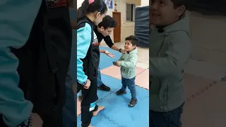 انت بتبسبس على قطه 