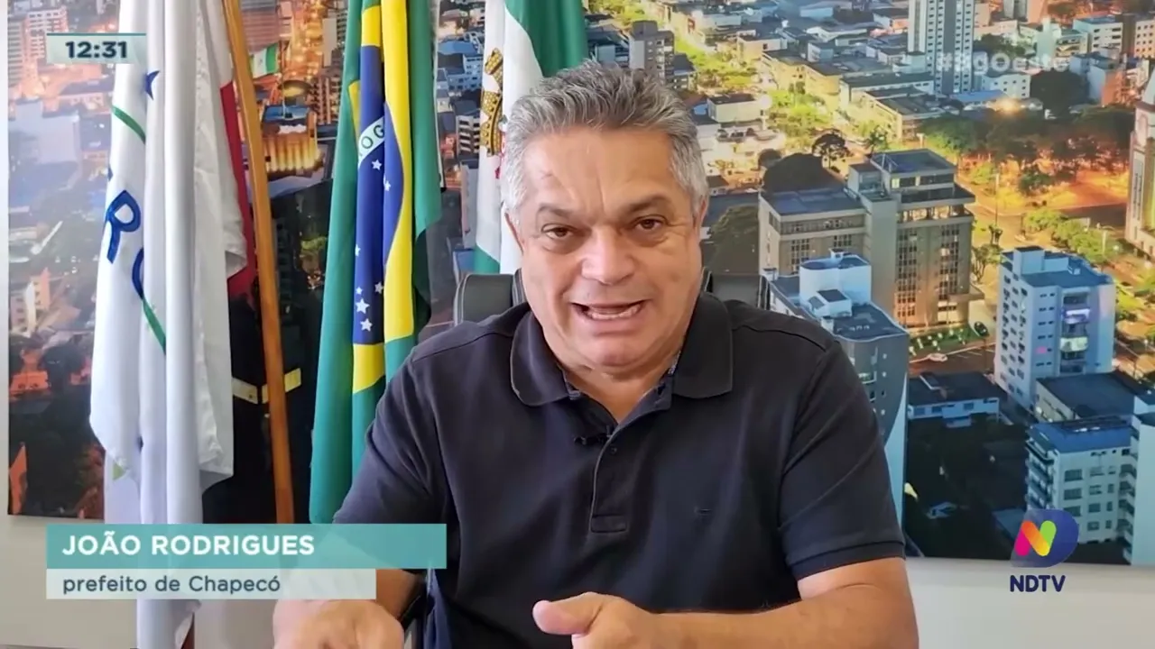 Prefeitura de Chapecó firma convênio e vai fechar buracos abertos pela Casan