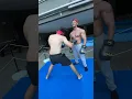 Download Lagu ENALDINHO X O HOMEM MAIS FORTE DO MUNDO NO BOXE! #shorts