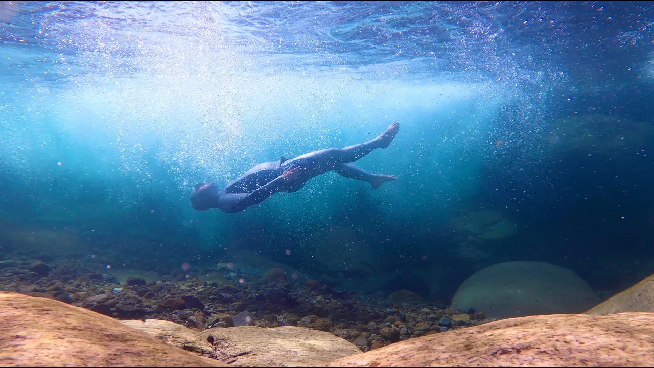[수심 깊은, 3M] 계곡 유튜버가 추천하는 경상도 최고의 계곡. Korean waterfall. サムネイル