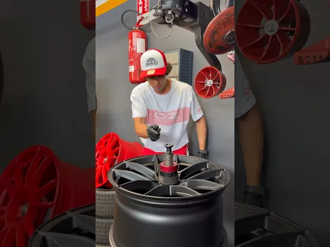 I nuovi cerchi nella mia Nissan GT-R di Oz racing #foryou #perte #ozracing #wheels